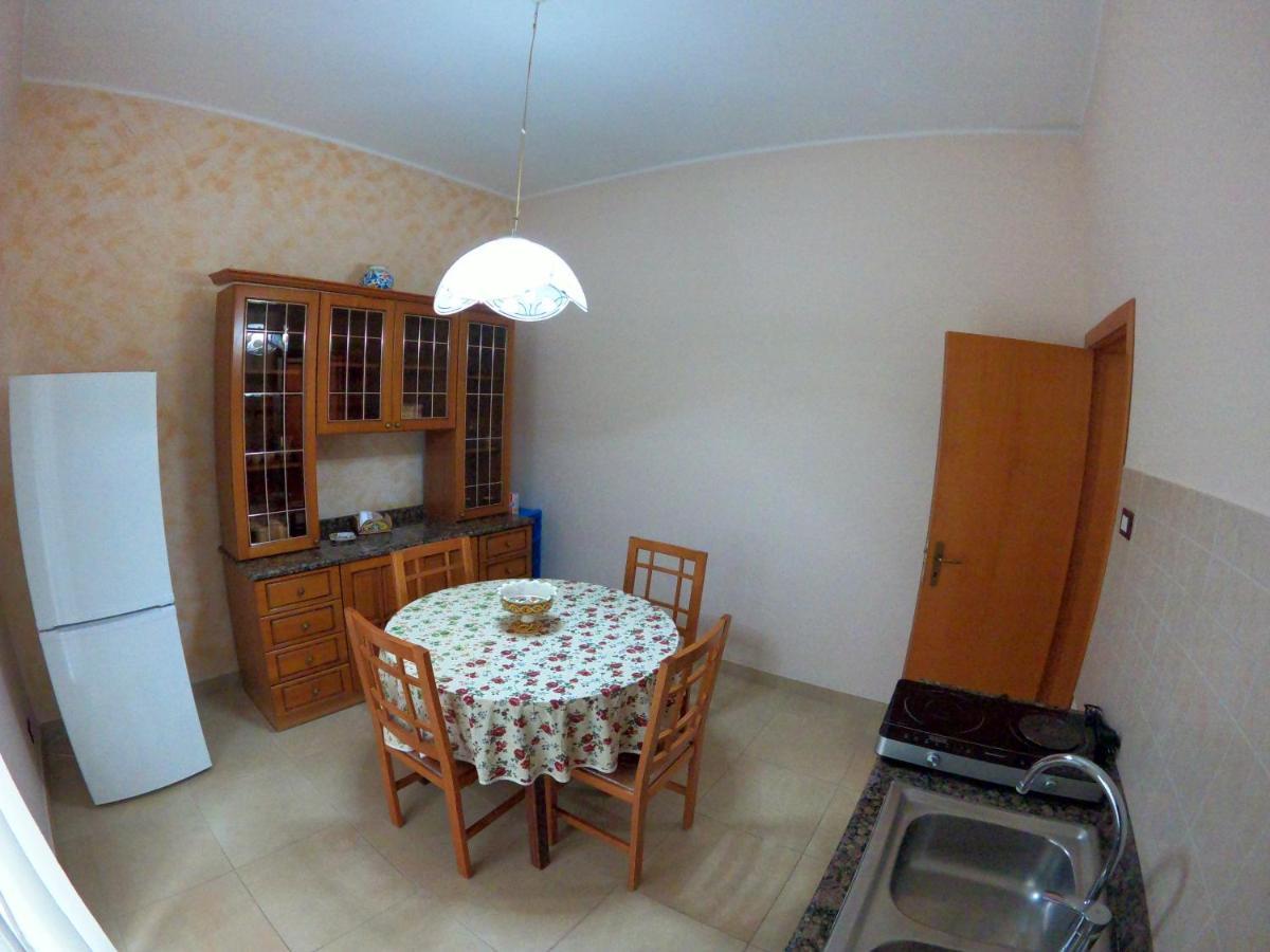 Mamma Loretta' House Hotel Biancavilla Bagian luar foto